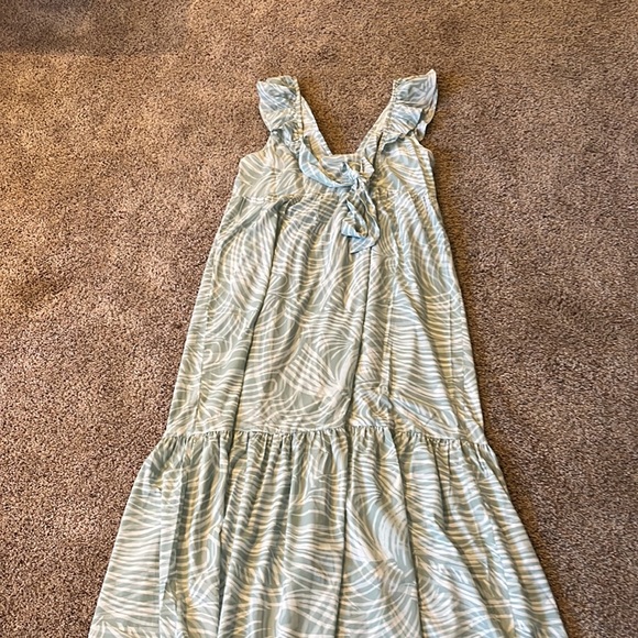 Ingrid & Isabel The Party Tiered Maxi Dress - NWT - Picture 11 of 11
